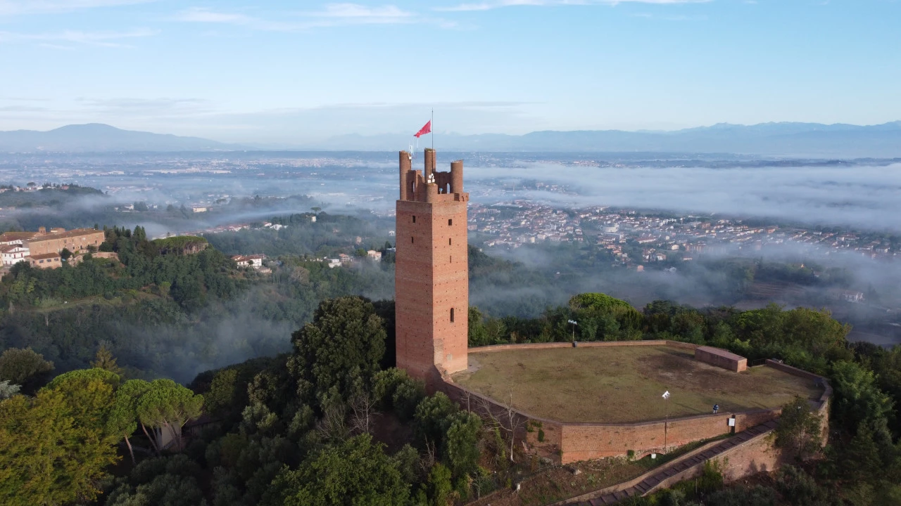 San miniato visto dall'alto torre di federico visita guidata sulla torre